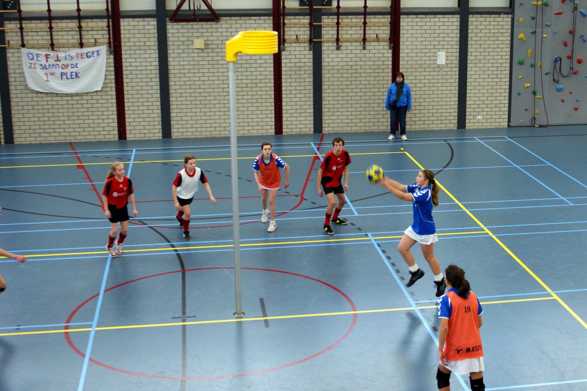 Korfbal C3  10 maart -015.JPG